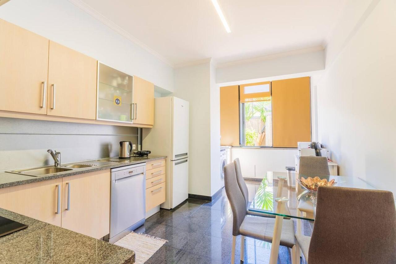 5 Bedrooms In Privileged Area With Ocean View Funchal (Madeira)